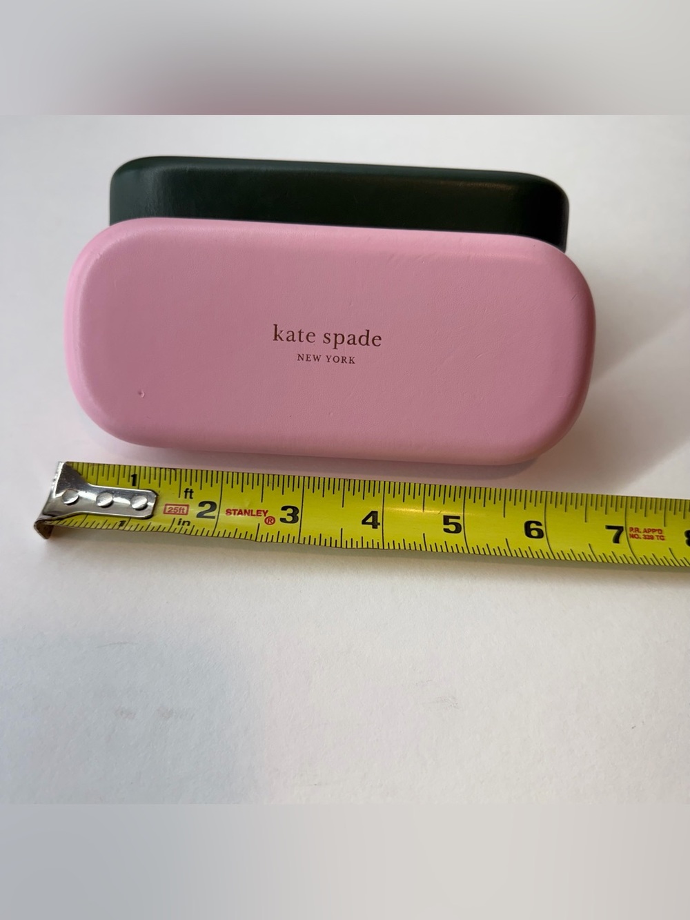 Kate Spade Pink/Green Clam Shell Eyeglass Case